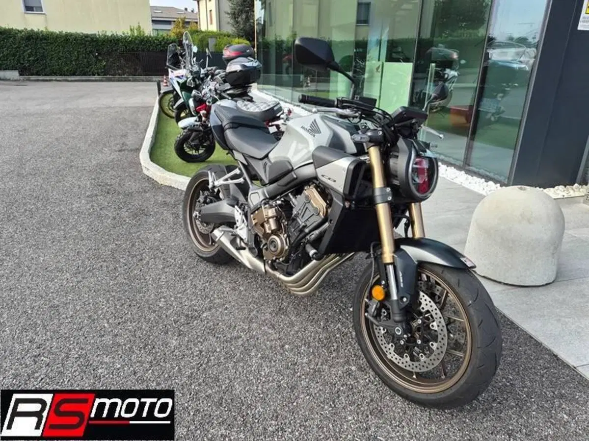 Honda CB 650 R E-Clutch (2024 - 26) (2)