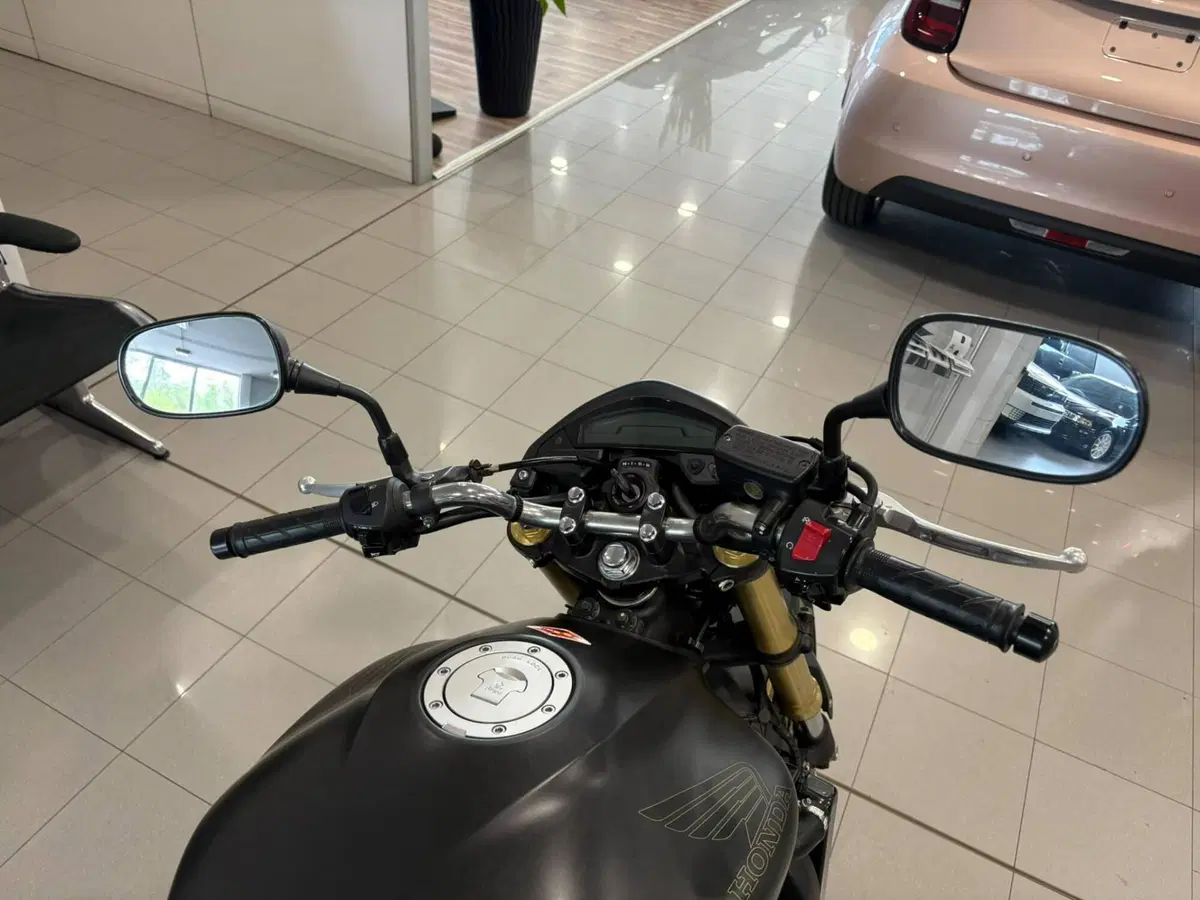 Honda Hornet 600 (2011 - 13) (6)