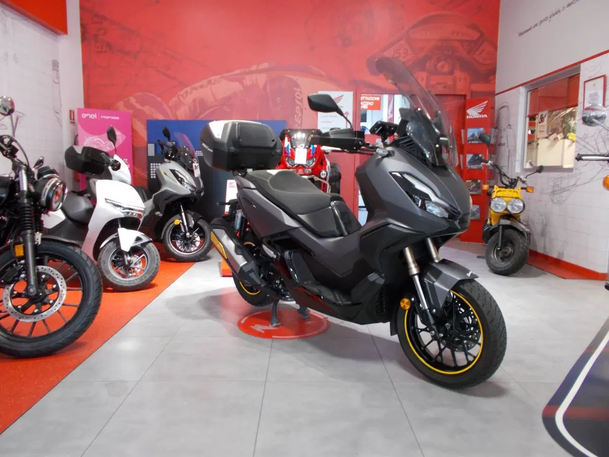 Honda ADV 350 (2022 - 24) (8)