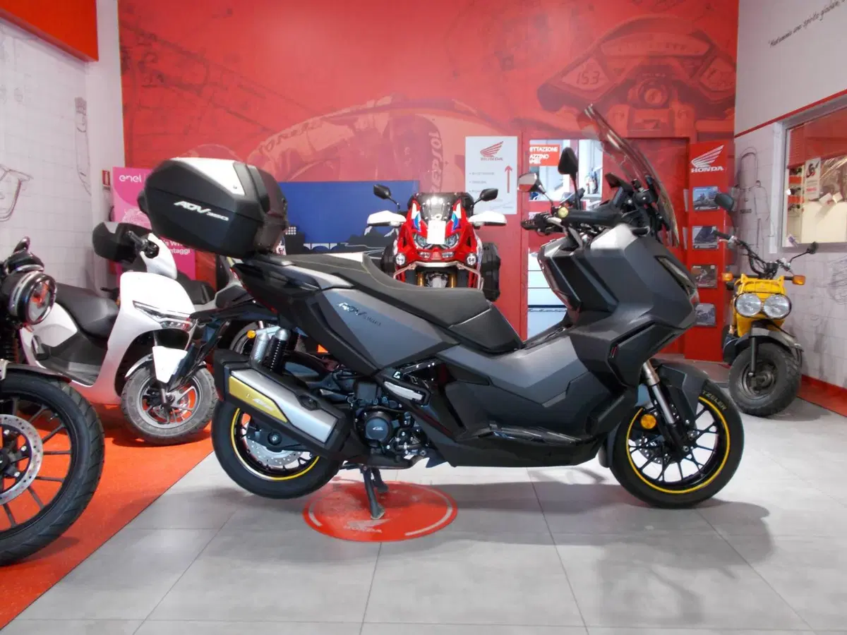 Honda ADV 350 (2022 - 24) (10)
