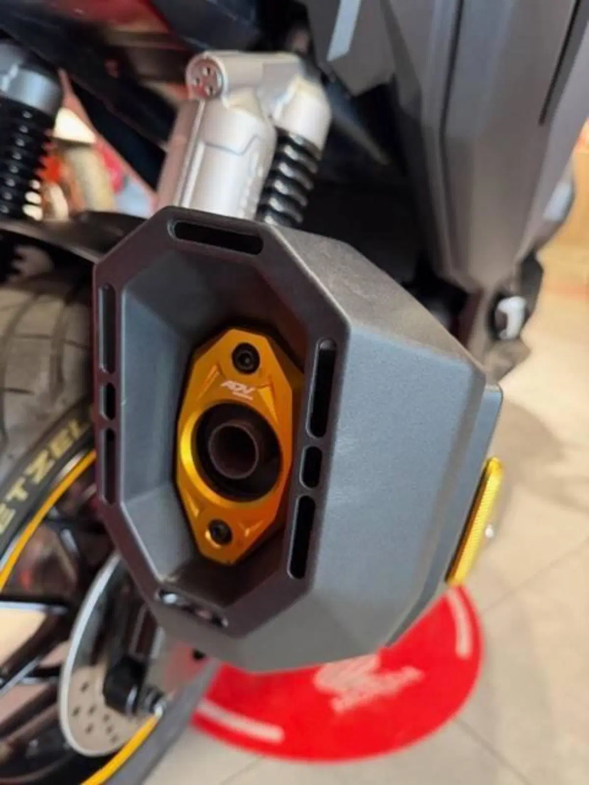 Honda ADV 350 (2022 - 24) (13)