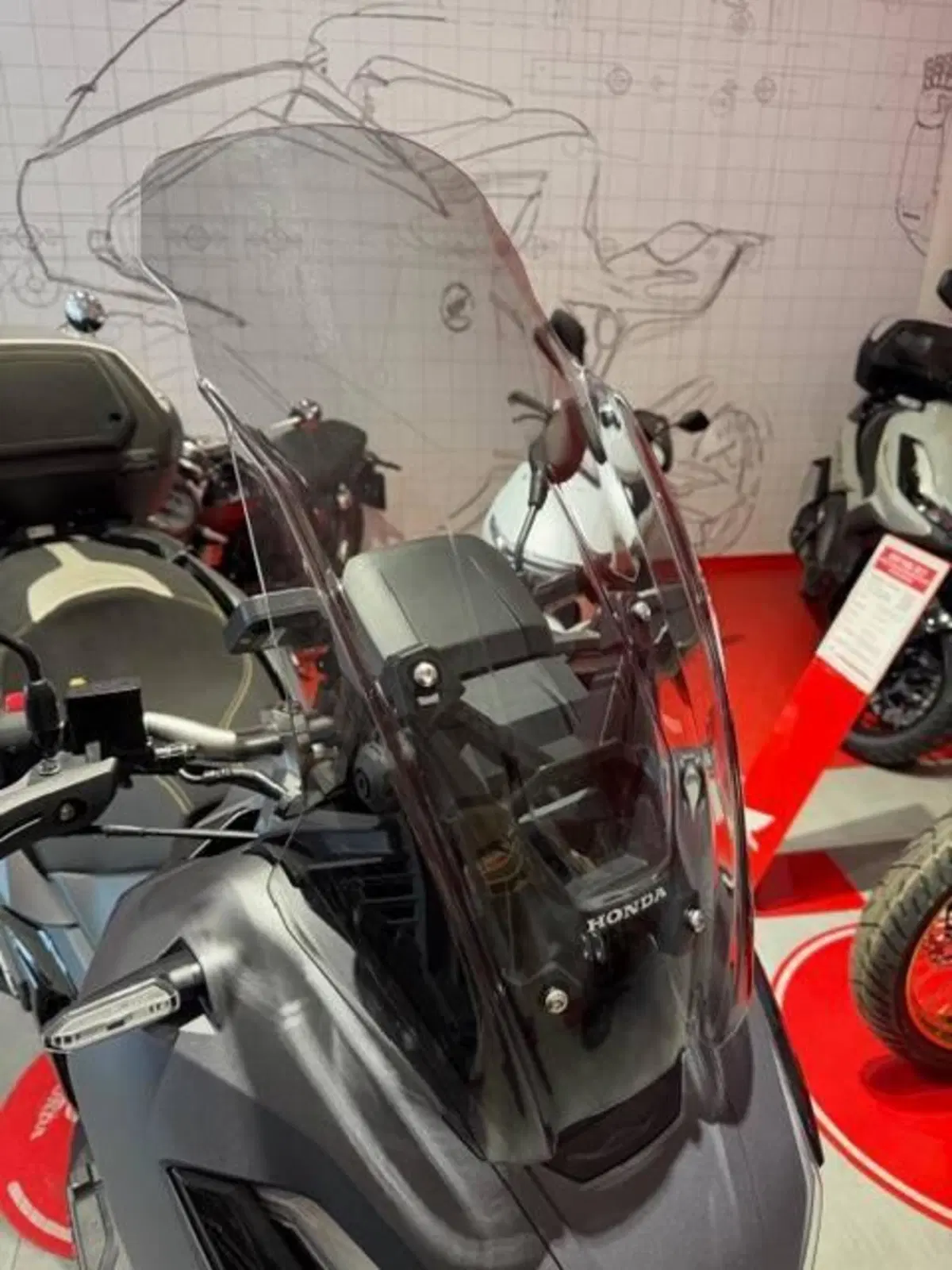 Honda ADV 350 (2022 - 24) (15)