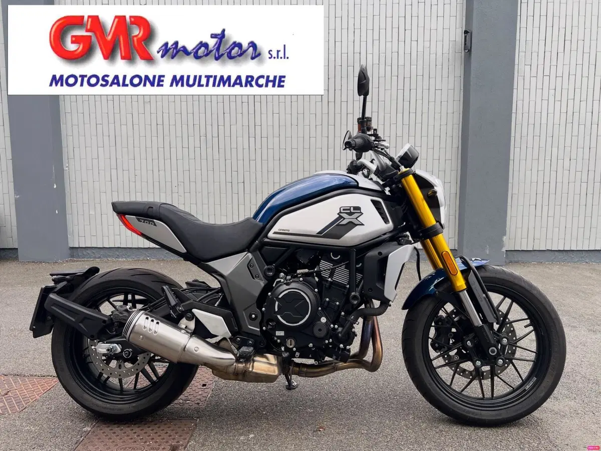 CFMOTO 700CL-X Heritage (2021 - 26)