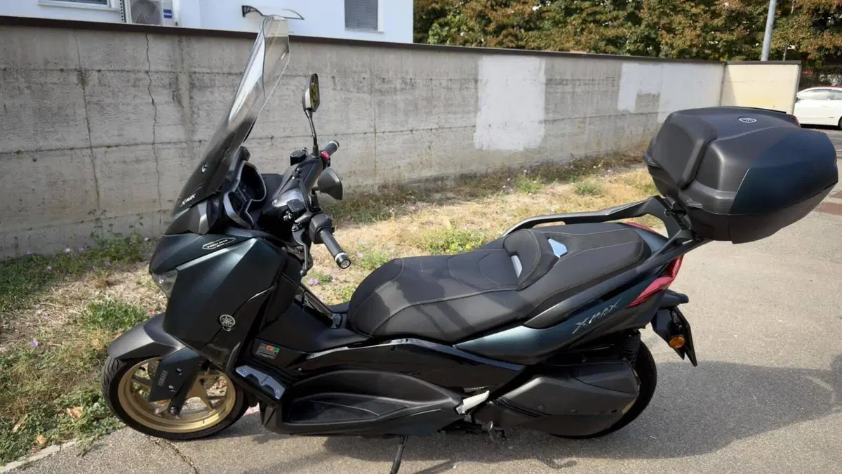 Yamaha X-Max 300 Tech Max (2021 - 24) (3)