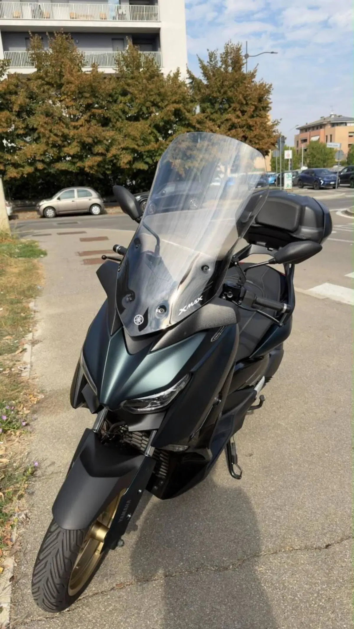 Yamaha X-Max 300 Tech Max (2021 - 24) (4)