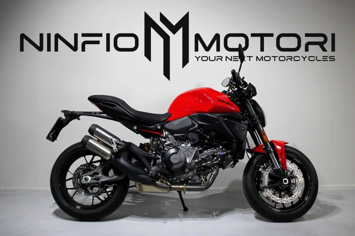 Ducati Monster 890 (2026)