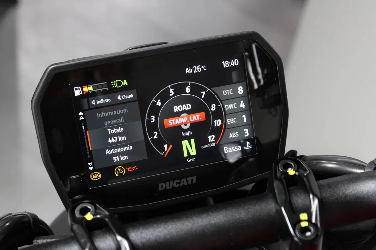 Ducati Monster 890 (2026) (6)