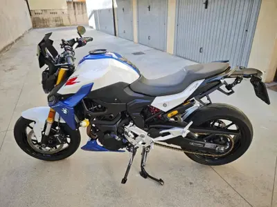 Bmw F 900 R (2021 - 24) usata