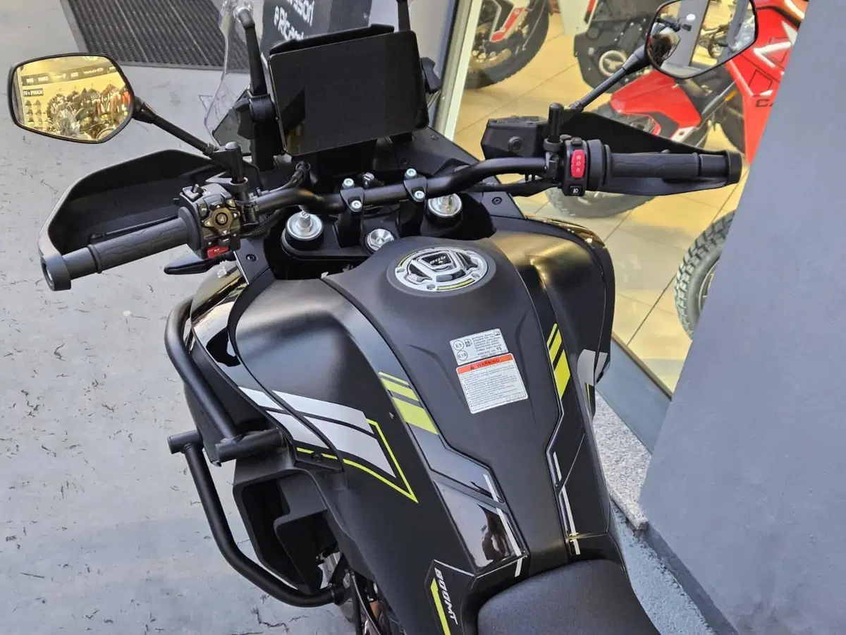 CFMOTO 800MT Explore (2023 - 26) (9)