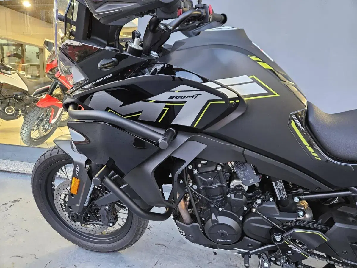 CFMOTO 800MT Explore (2023 - 26) (11)