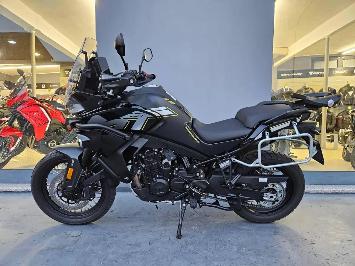 CFMOTO 800MT Explore (2023 - 26) (2)