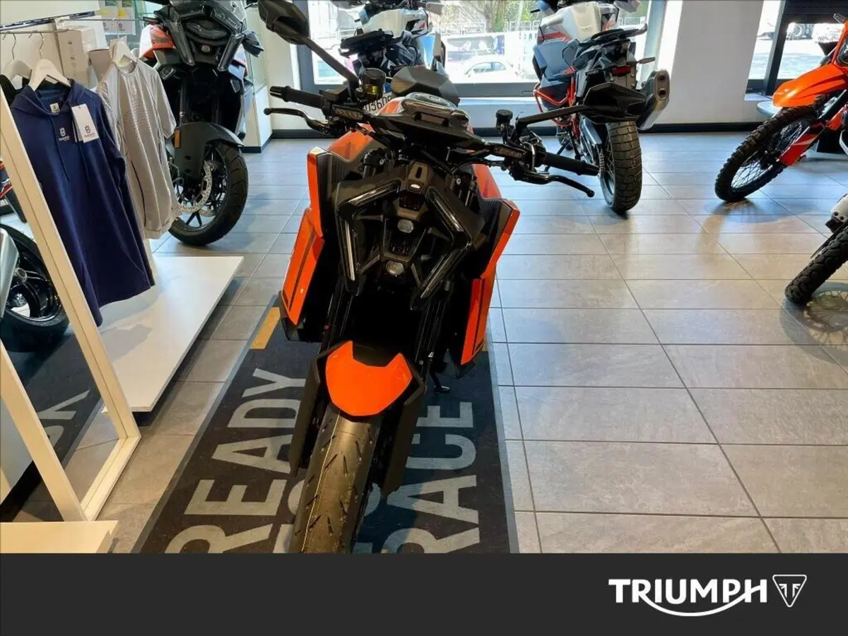 KTM 1390 Super Duke R (2024 - 26) (4)