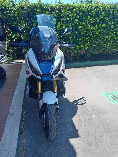 Honda X-ADV 750 Special Edition Gravel (2026) usata