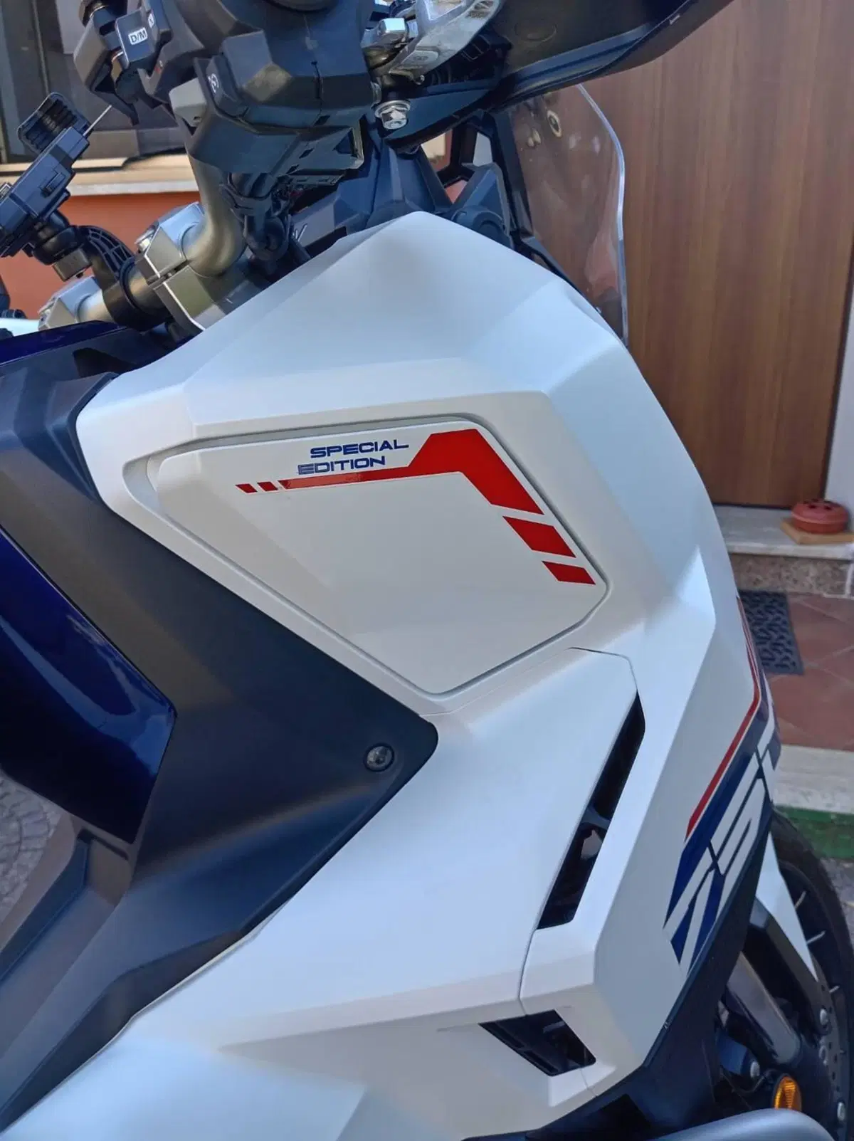 Honda X-ADV 750 Special Edition Gravel (2026) (3)