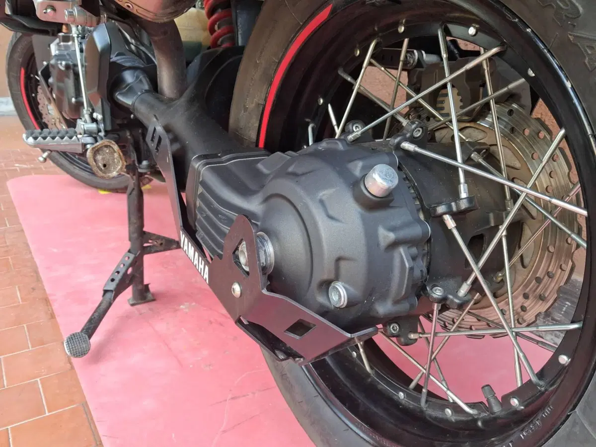 Yamaha XT1200Z Super Ténéré ABS (2010 - 15) (3)