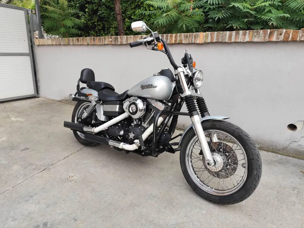 Harley-Davidson 1584 Street Bob (2008 - 15) - FXDB (2)