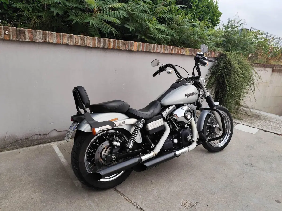 Harley-Davidson 1584 Street Bob (2008 - 15) - FXDB (5)