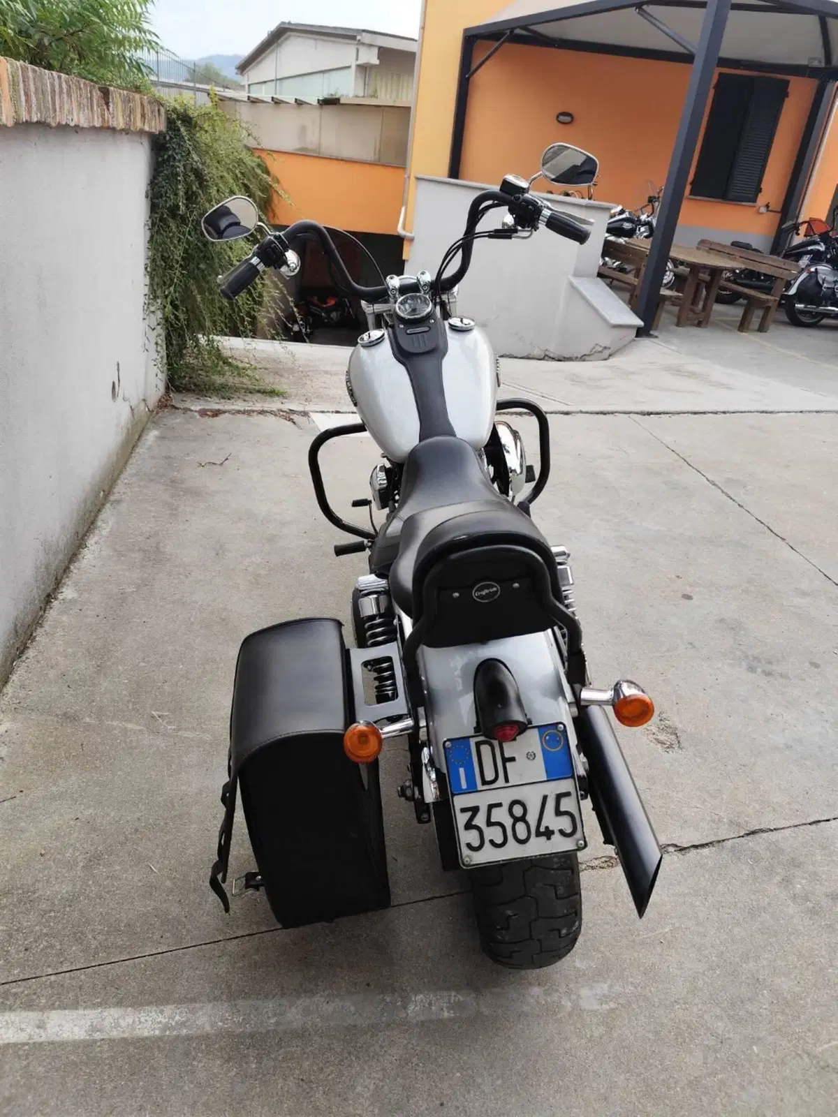 Harley-Davidson 1584 Street Bob (2008 - 15) - FXDB (7)