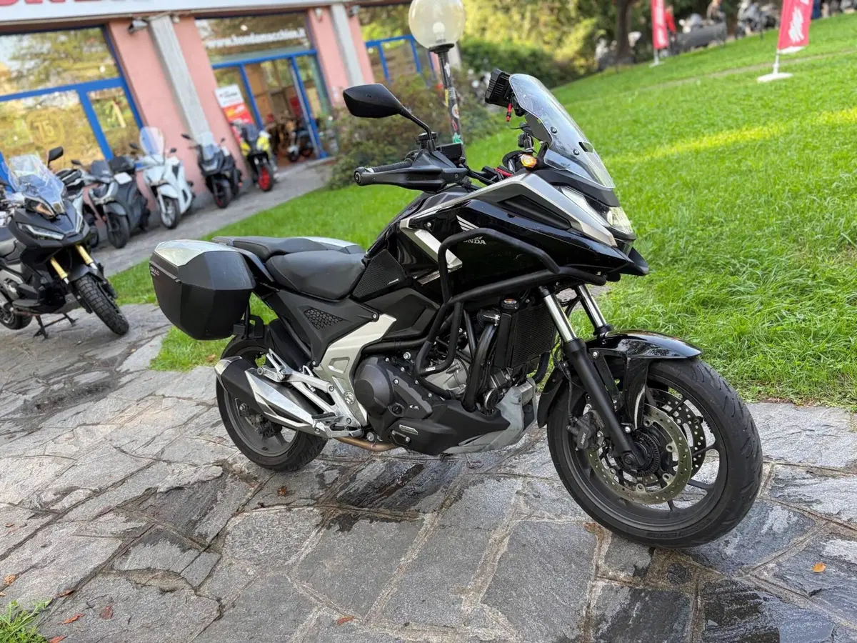 Honda NC 750 X DCT (2025 - 26) (4)