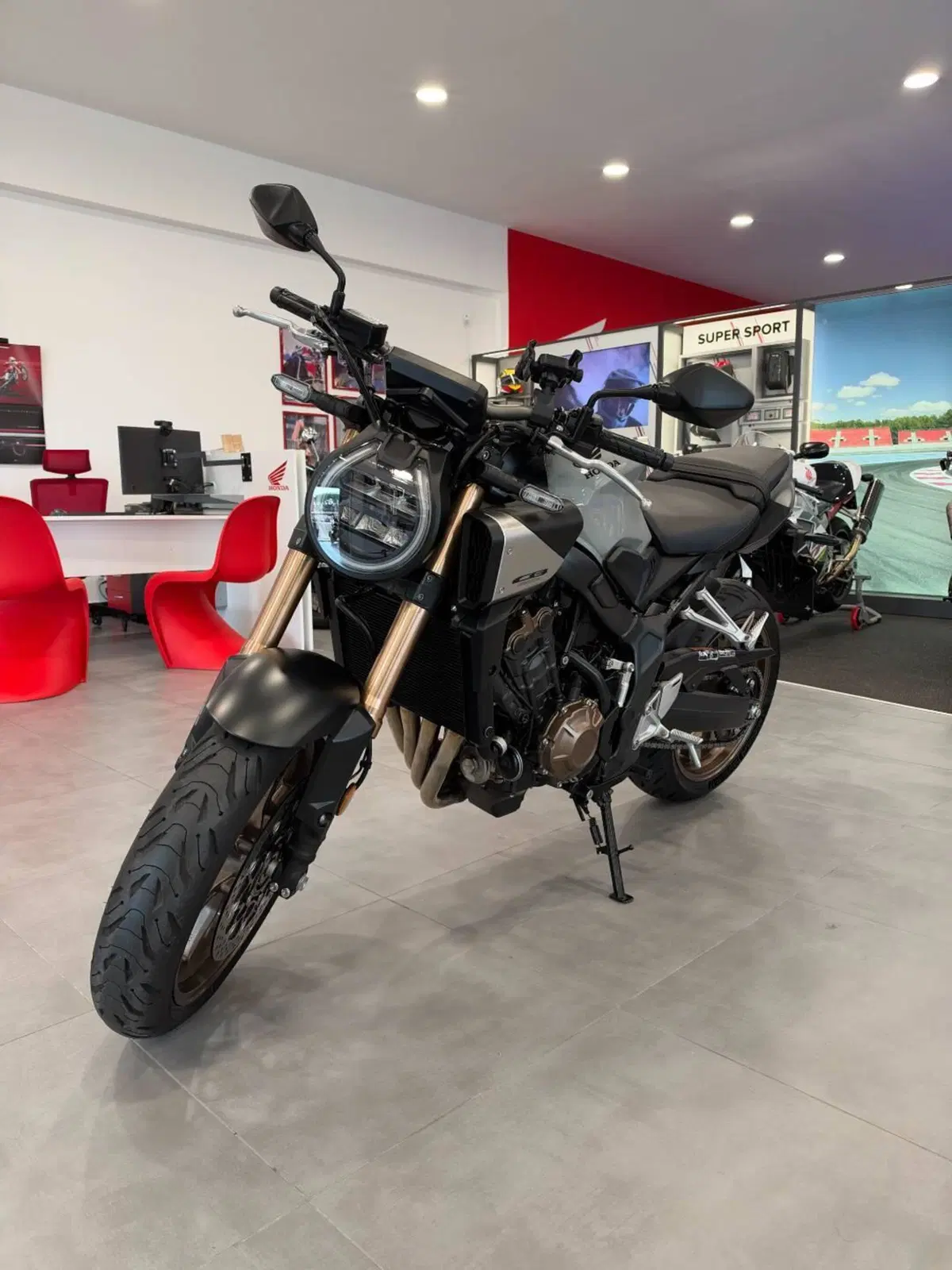 Honda CB 650 R E-Clutch (2024 - 26)