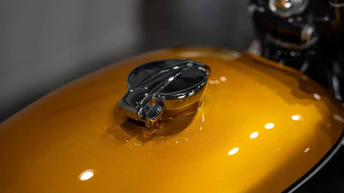Honda CB 750 FOUR K2 (2)