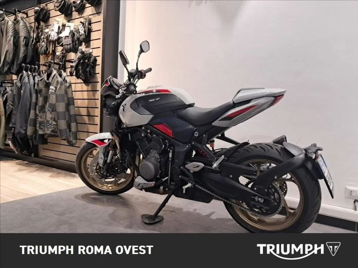 Triumph Trident 800 (2026) (12)