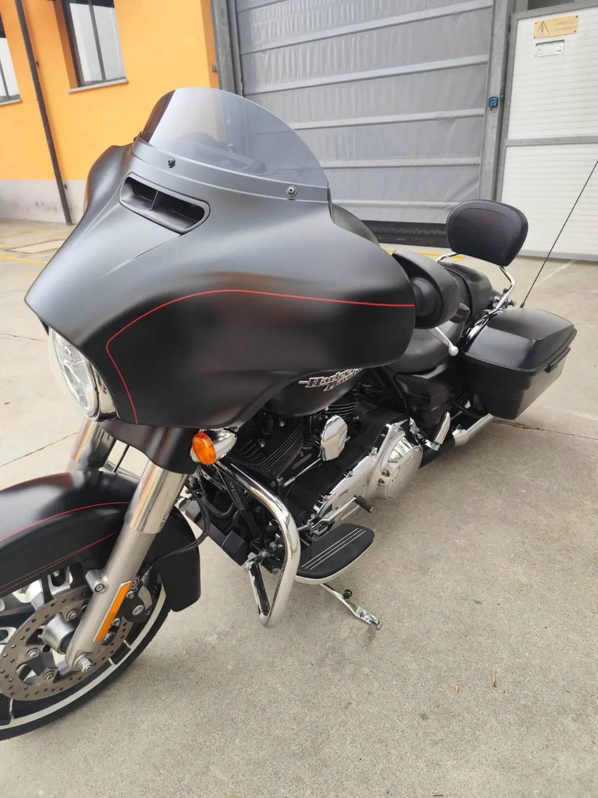 Harley-Davidson 1690 Street Glide Special (2014 - 16) - FLHX (9)