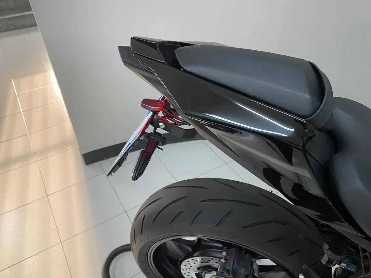 Yamaha YZF R7 (2026) (3)