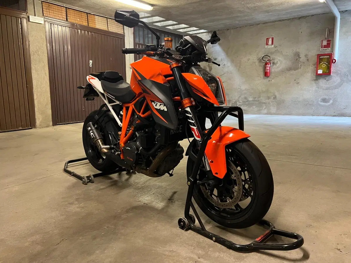 KTM 1290 Super Duke R ABS (2014 - 16)