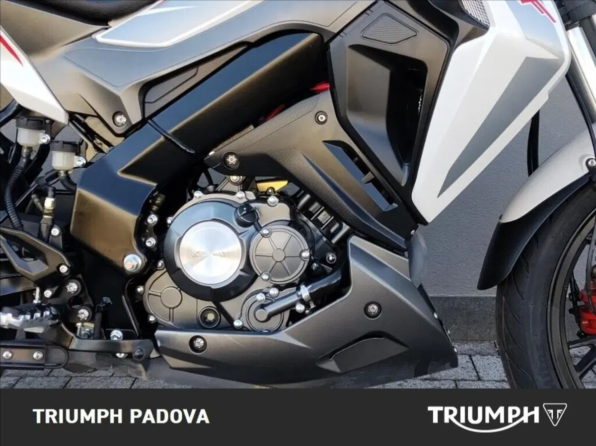 Keeway Motor RKF 125 (2020) (3)