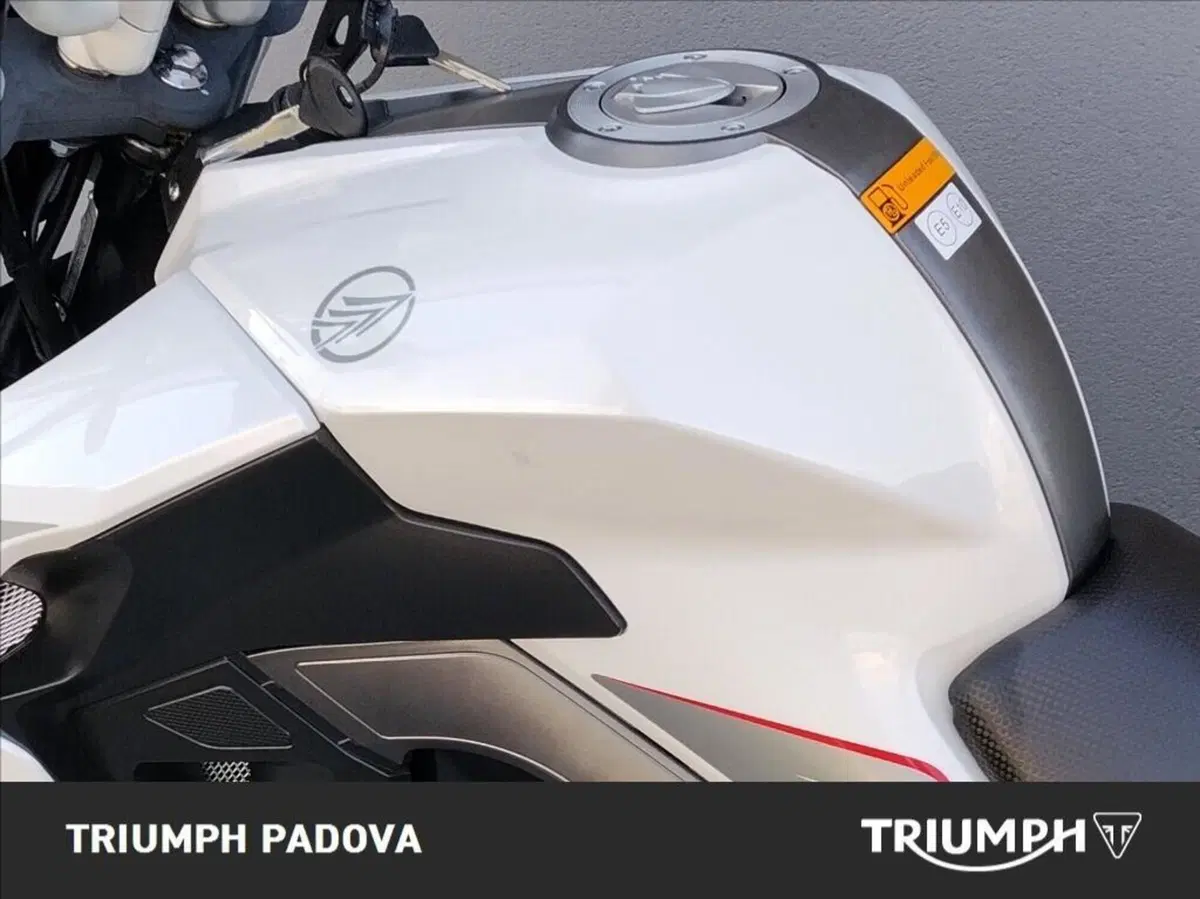 Keeway Motor RKF 125 (2020) (9)