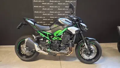 Kawasaki Z 900 (2025 - 27) usata