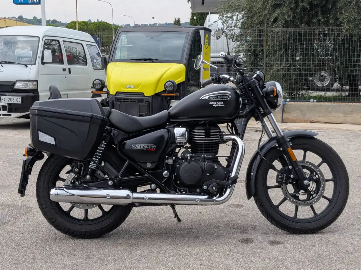 Royal Enfield Meteor 350 (2021 - 26) (2)