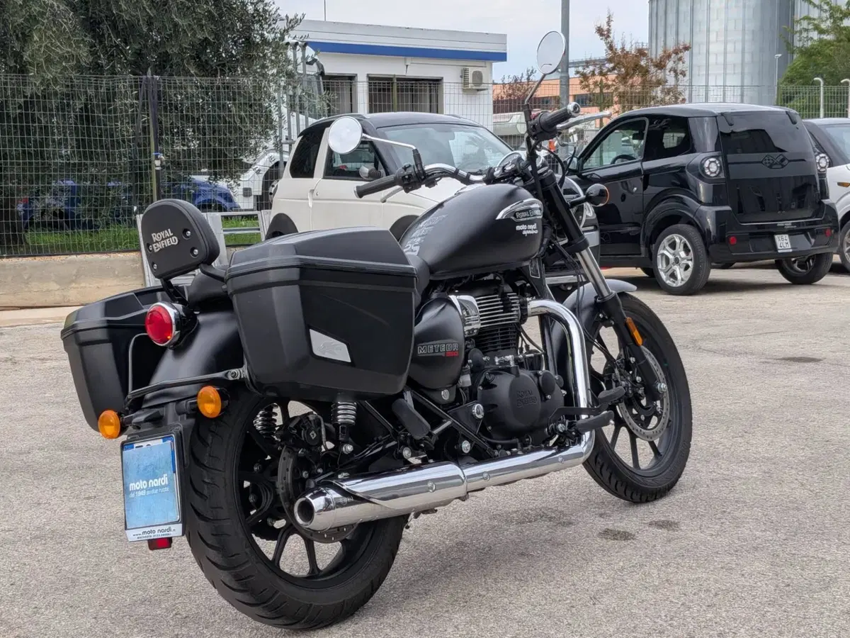 Royal Enfield Meteor 350 (2021 - 26) (3)