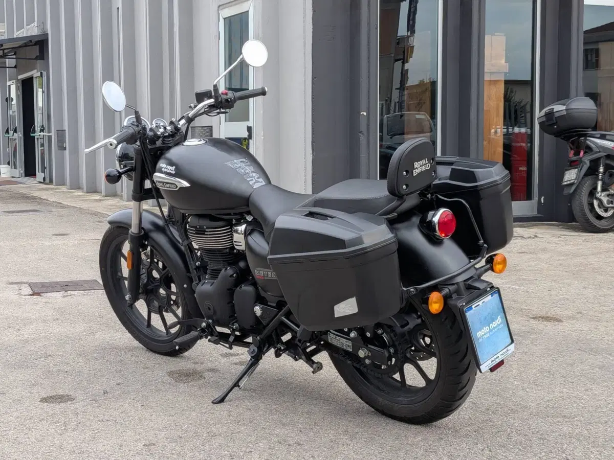 Royal Enfield Meteor 350 (2021 - 26) (5)