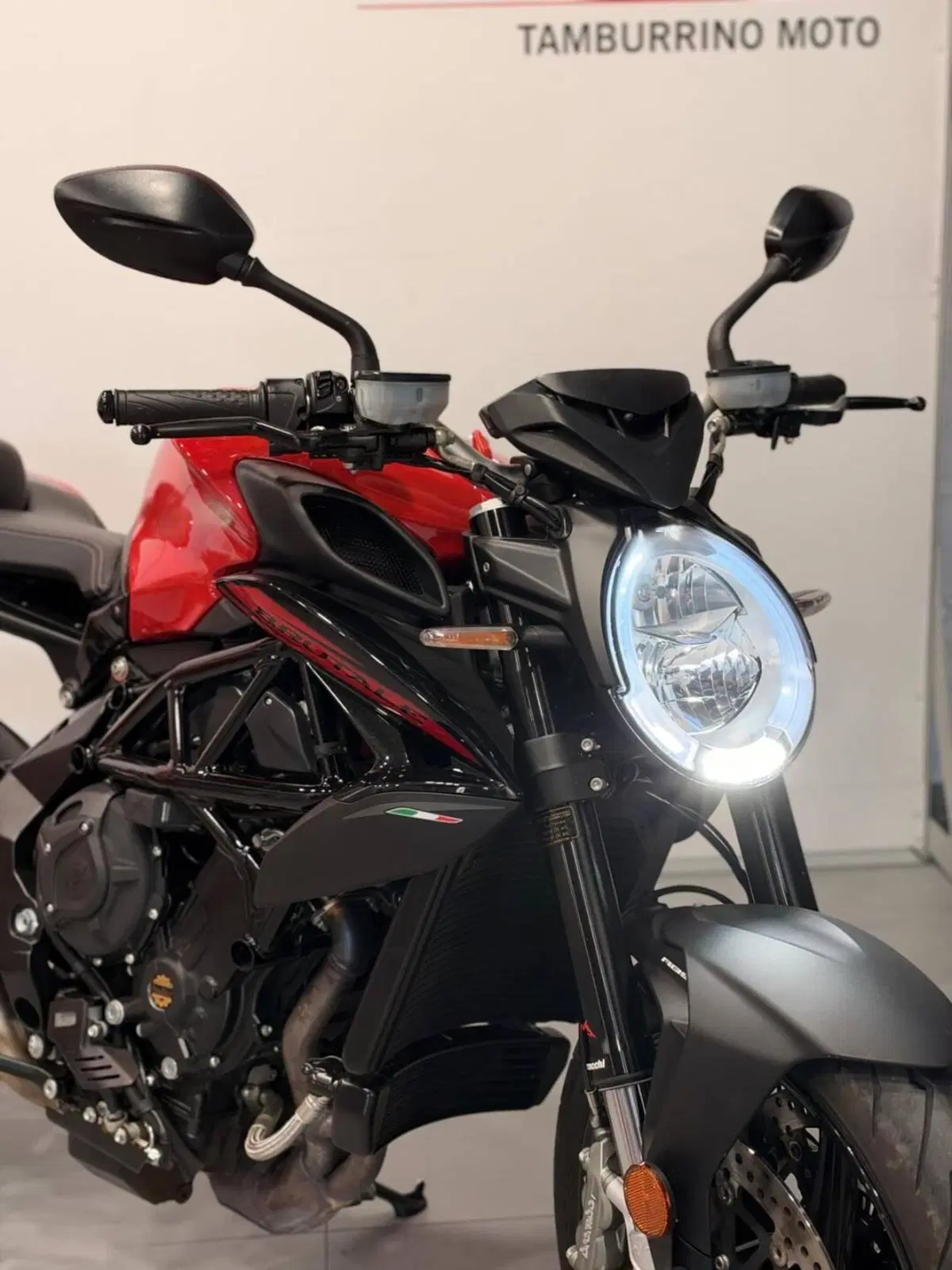 MV Agusta Brutale 800 (2020) (2)