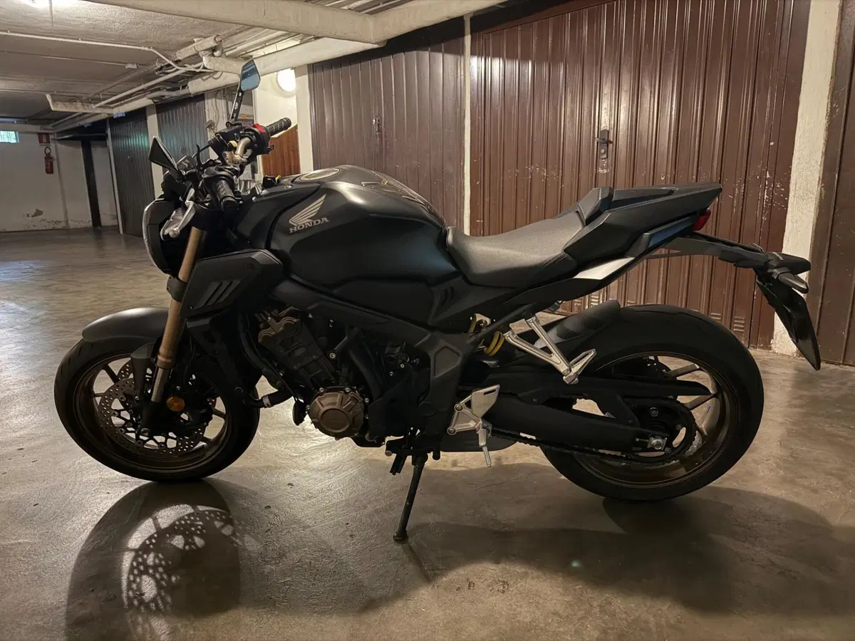 Honda CB 650 R (2021 - 23) (2)