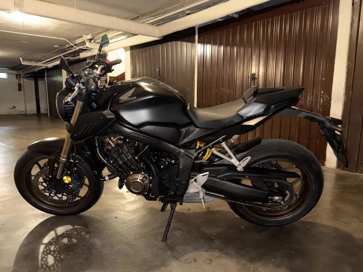 Honda CB 650 R (2021 - 23) (3)