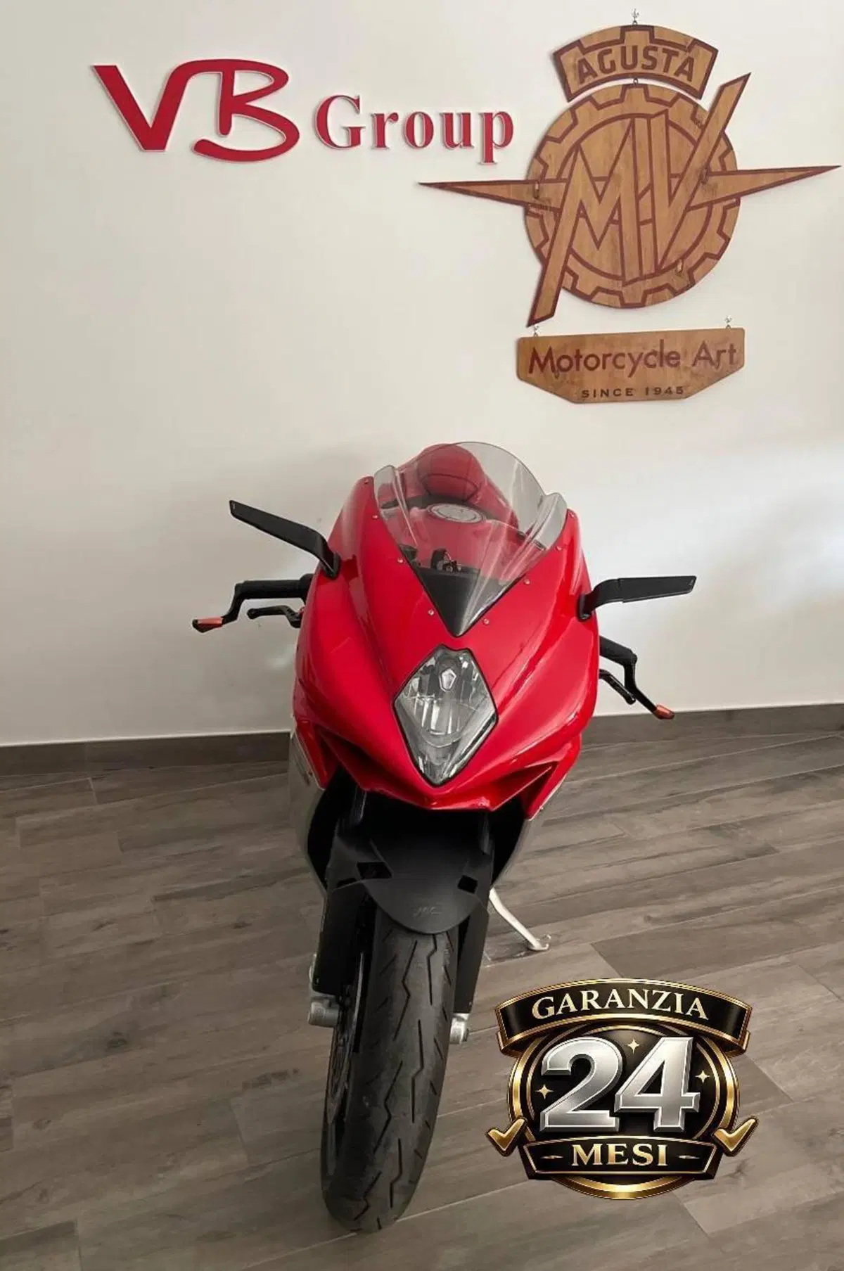 MV Agusta F3 800 Ago (2013 - 16) (2)