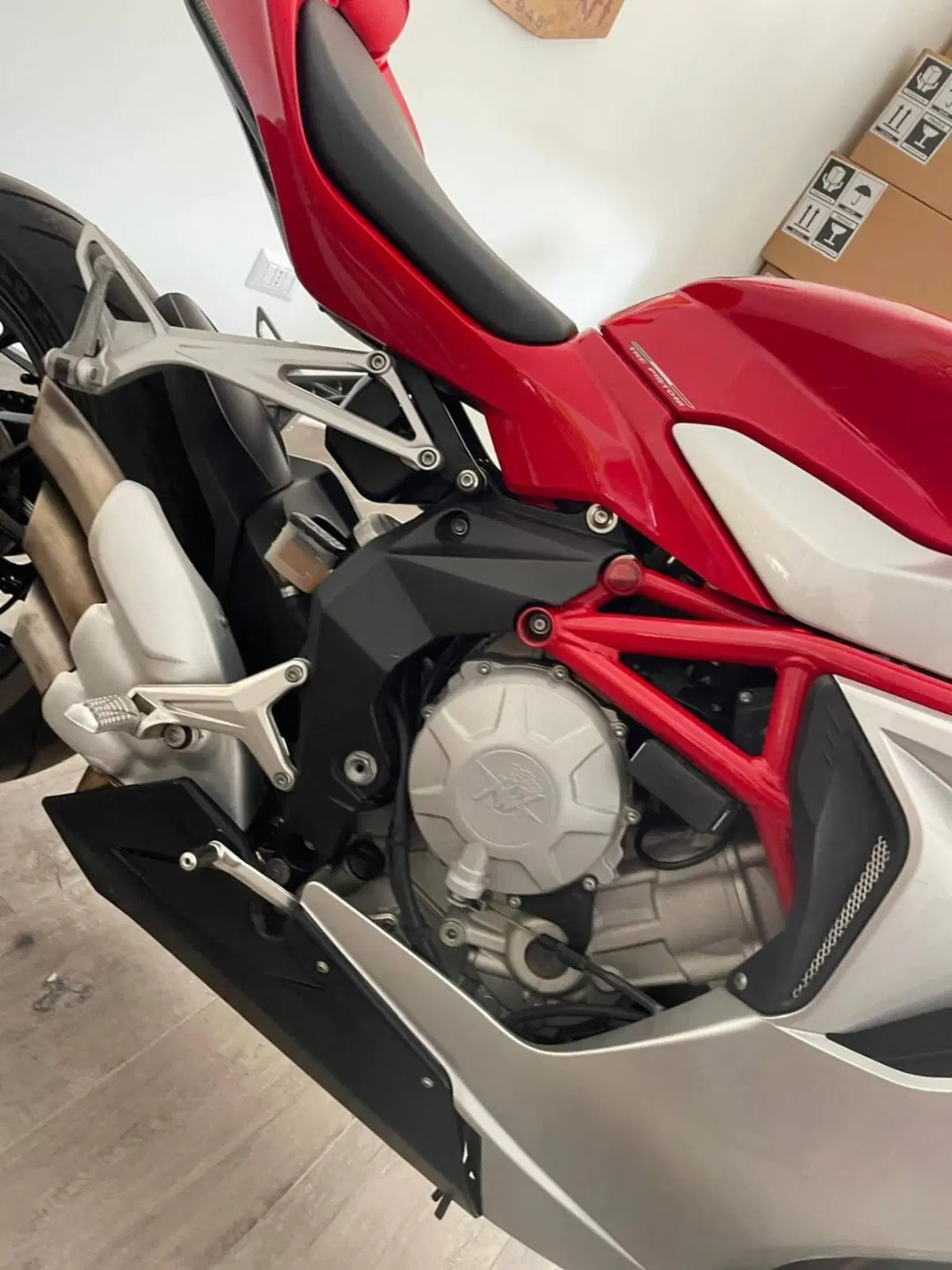 MV Agusta F3 800 Ago (2013 - 16) (11)