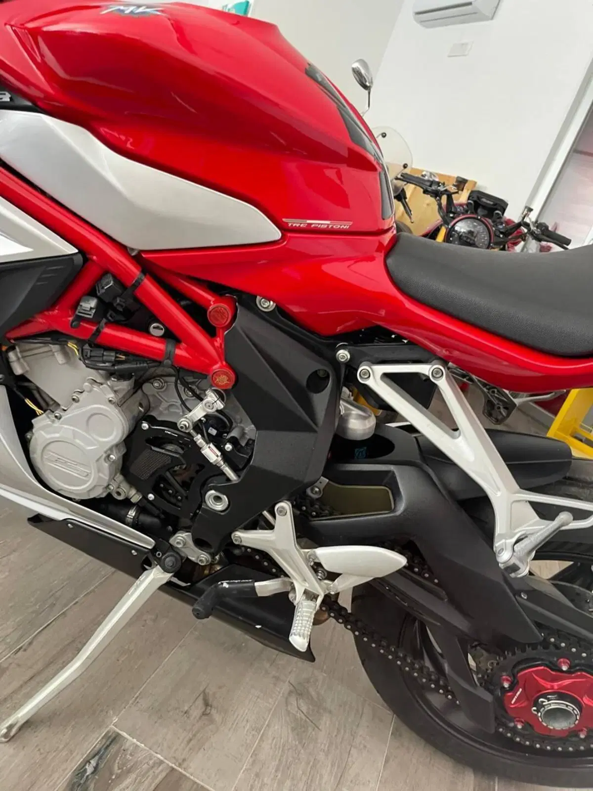 MV Agusta F3 800 Ago (2013 - 16) (18)