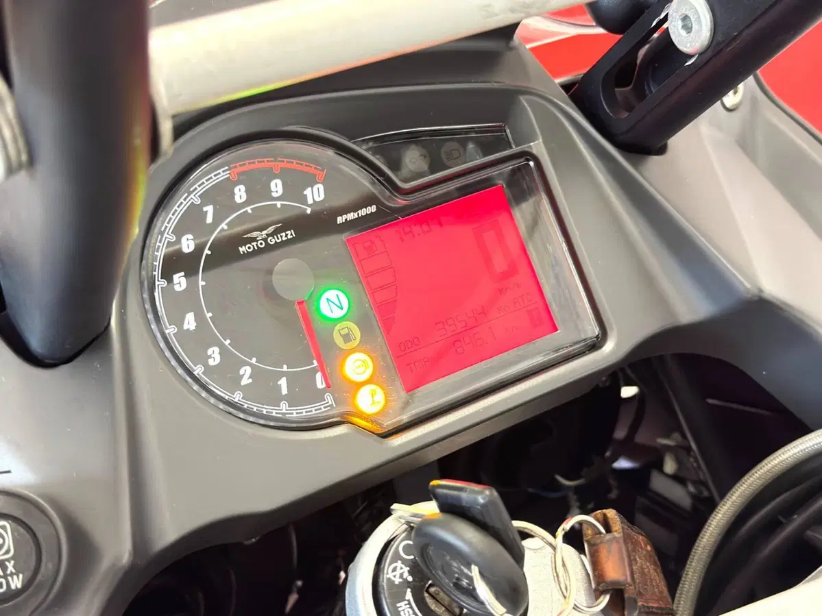 Moto Guzzi Stelvio 1200 NTX (2011 - 16) (19)