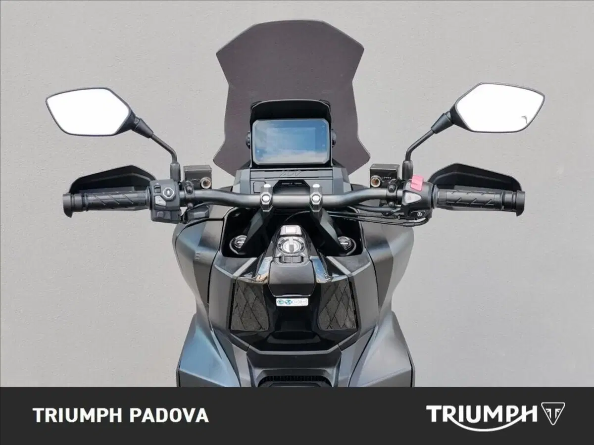 Honda ADV 350 (2025 - 26) (11)