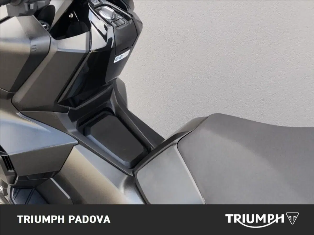Honda ADV 350 (2025 - 26) (9)
