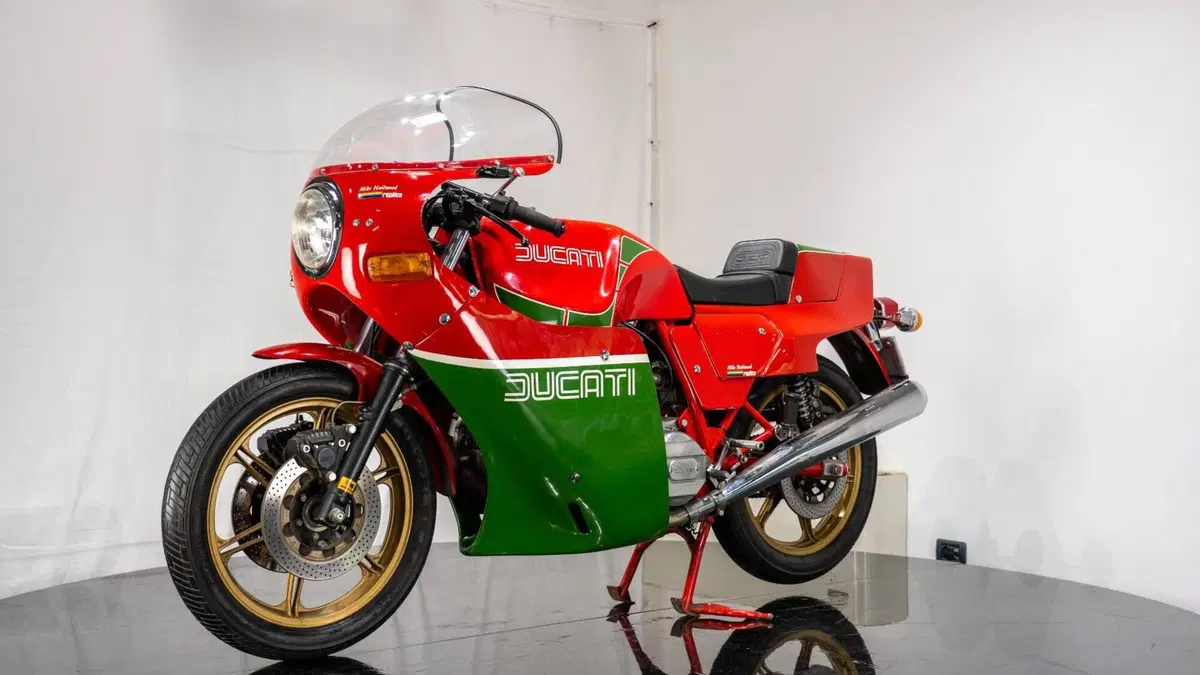 Ducati 900 MHR MIKE HAILWOOD REPLICA (3)