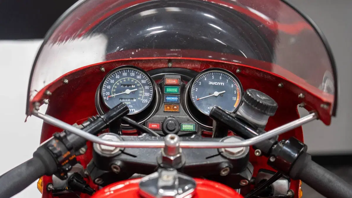 Ducati 900 MHR MIKE HAILWOOD REPLICA (16)