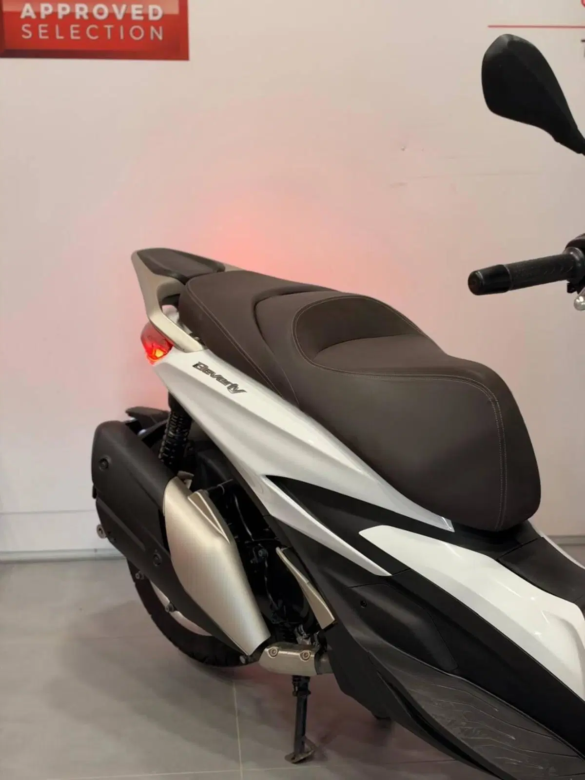 Piaggio Beverly 400 ABS-ASR (2021 - 24) (3)
