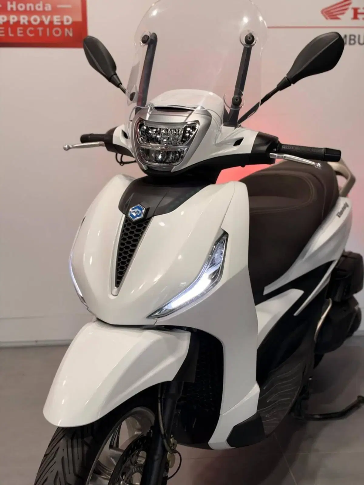 Piaggio Beverly 400 ABS-ASR (2021 - 24) (6)