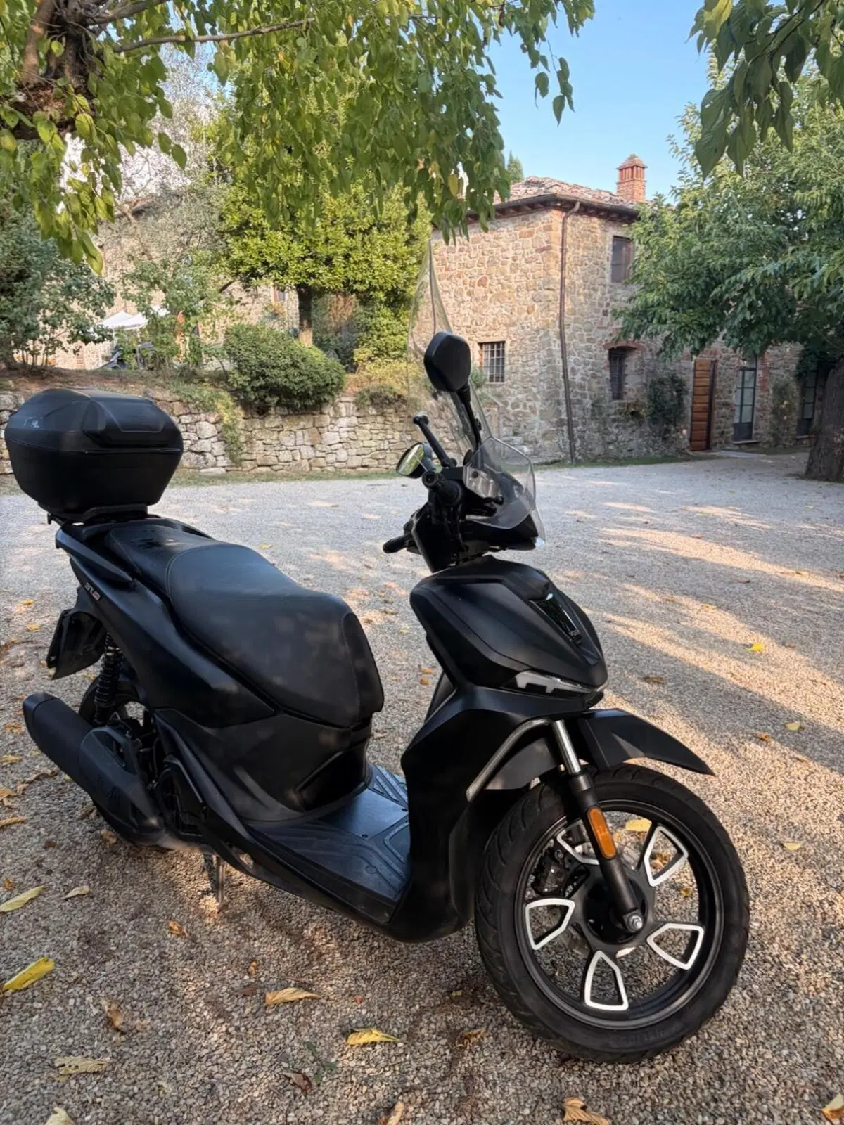Voge Sfida SR16 200 (2025 - 26) (2)