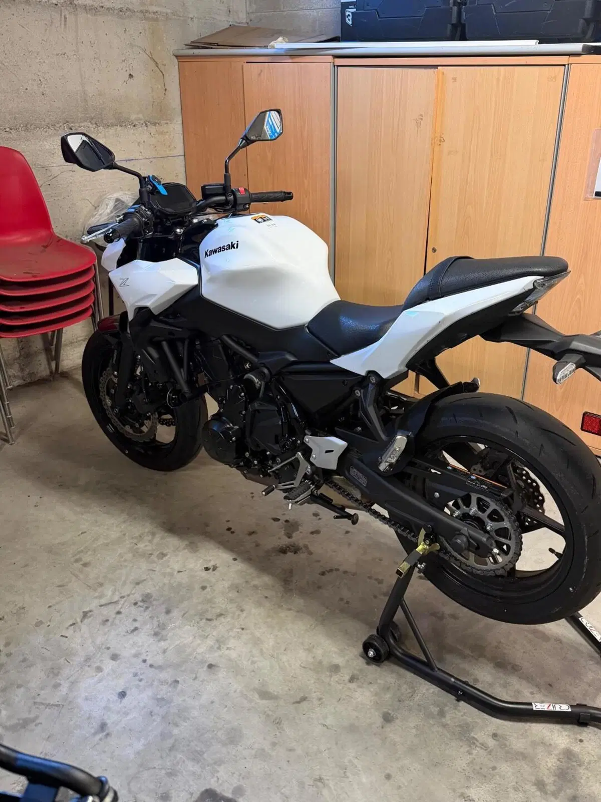 Kawasaki Z 650 (2025 - 27) (4)